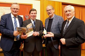 EinfuehrungPastorIvenBenck_01.jpg